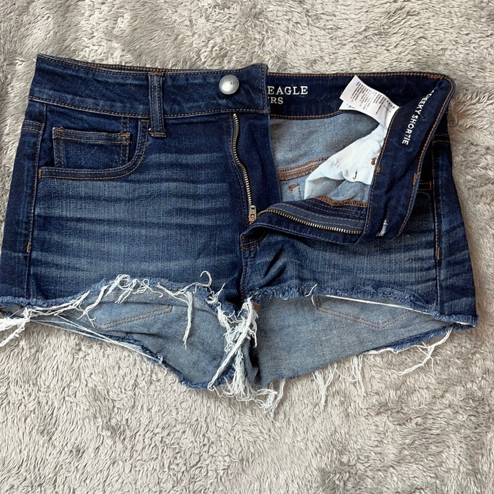 American Eagle women’s shorts
